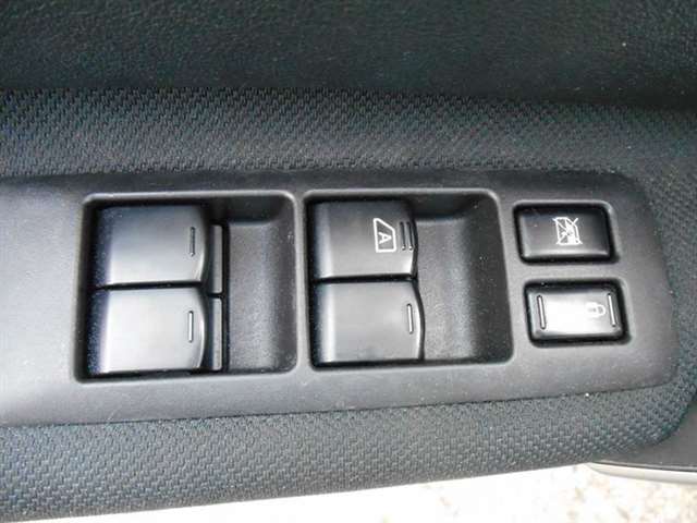 2015 Nissan Rogue Select AWD S 4dr Crossover